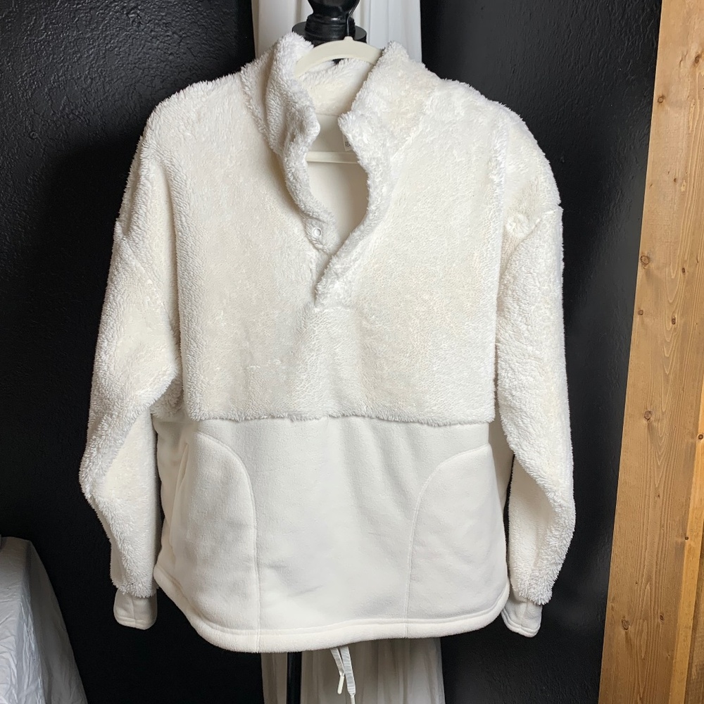 Ivory warm Cozy fleece sweater sweatshirt jacket XXL - soft and comfy IN MOTION
